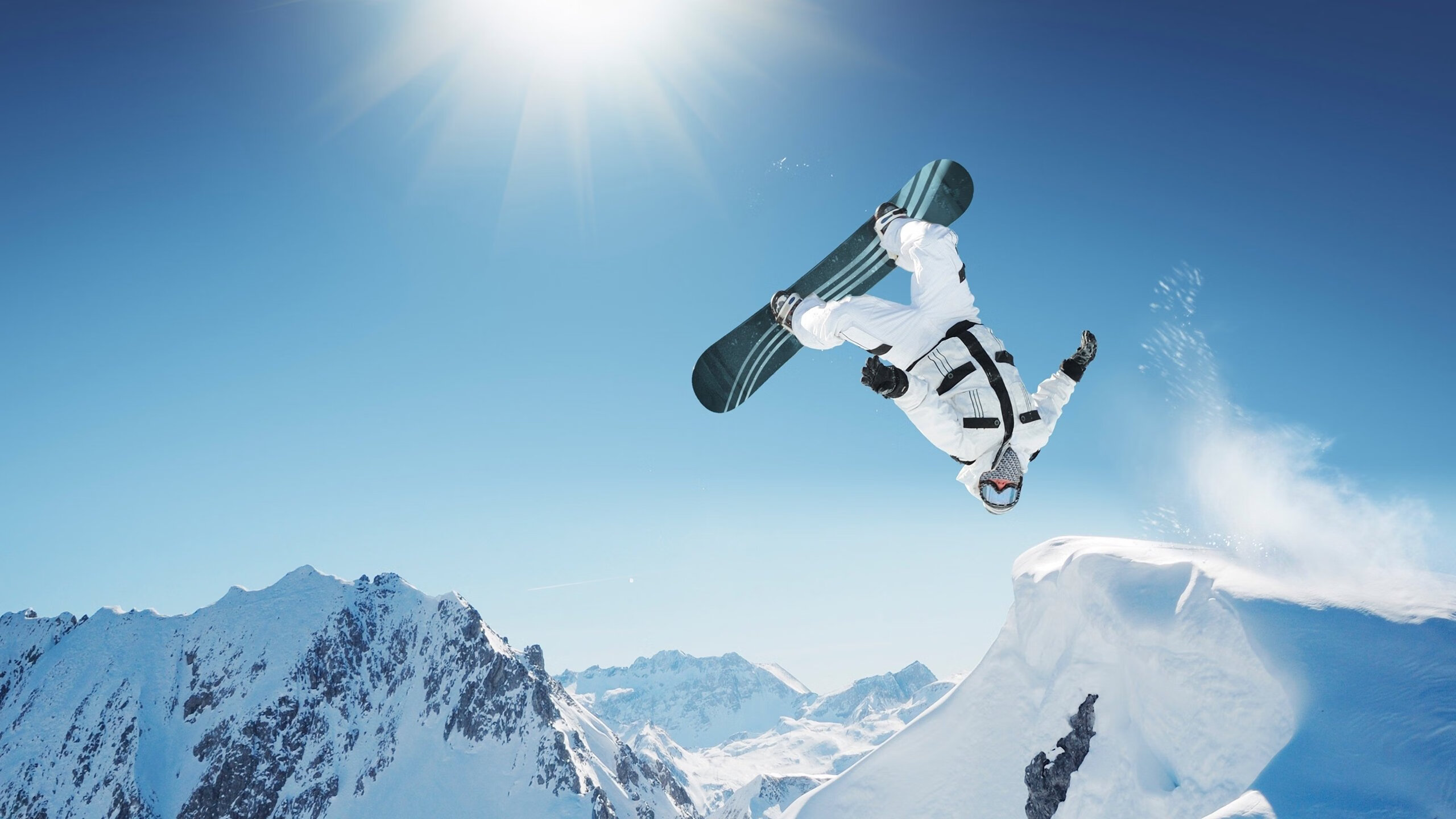 《Dota2》“荣耀之巅”总决赛，冠军归属引爆关注！