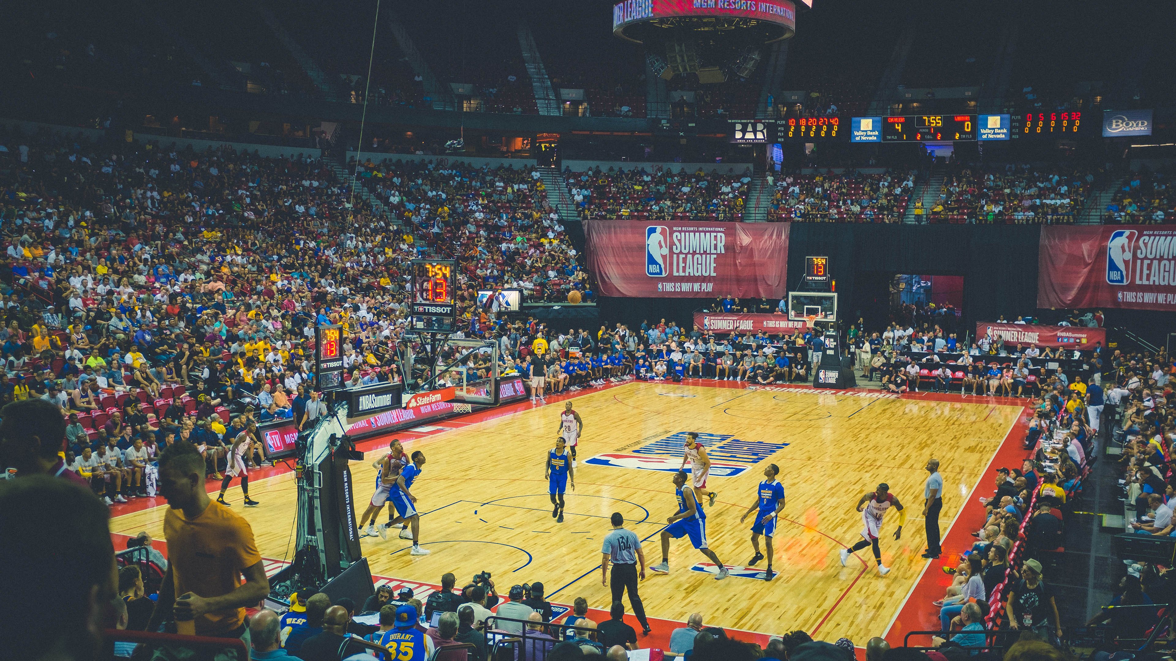 NBA总冠军：掘金、凯尔特人、雄鹿谁能最终夺冠？，nba总决赛雄鹿再夺总冠军