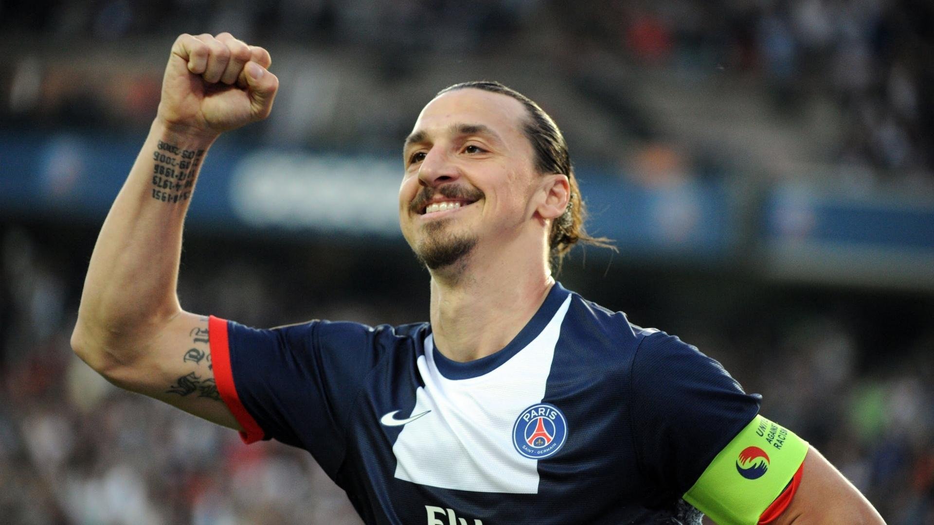 “儿童攀岩色块任务赛” 必须依序踩指定颜色点